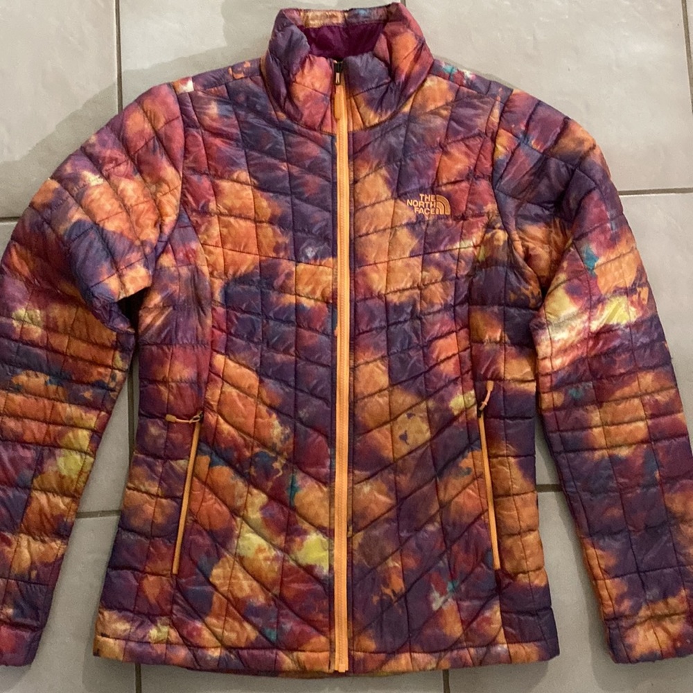 HP! The North Face XS Like New Thermoball Winter Jacket Multicolored Beautiful